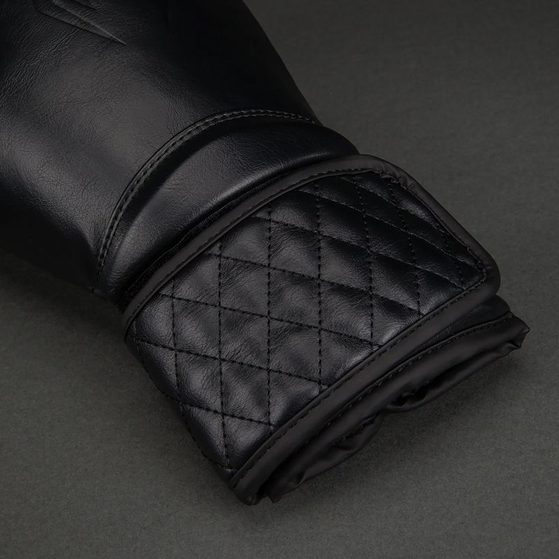 Боксови ръкавици Venum Impact Classic Boxing black 5