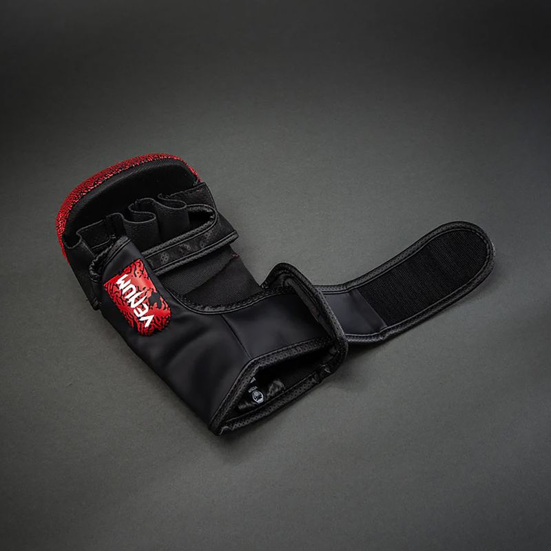Ръкавици за спаринг Venum x TEKKEN 8 Kazuya Sparring red/black 5