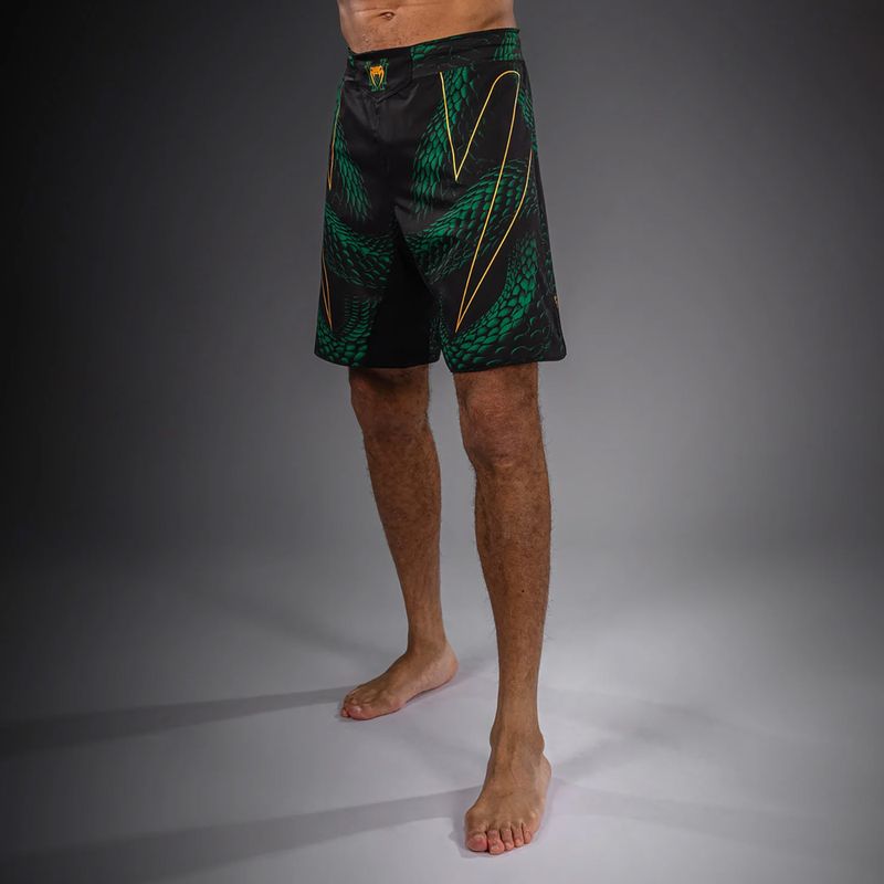 Мъжки тренировъчни шорти Venum Matupa Fightshorts black/green/gold 5