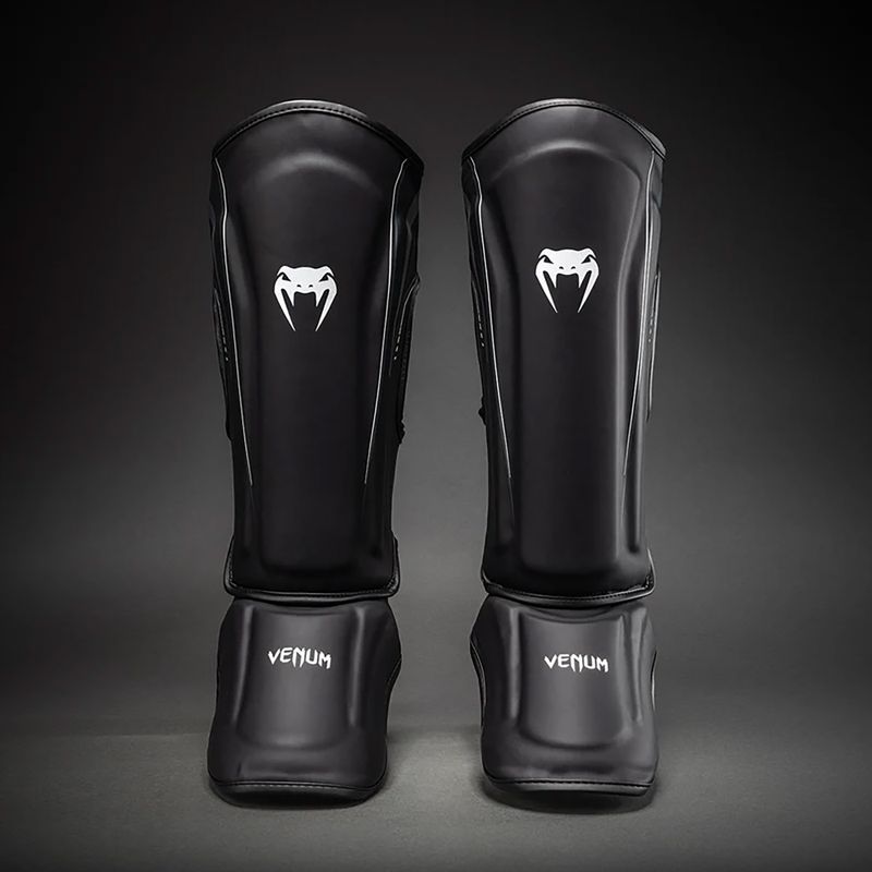Протектори за пищяли и стъпала Venum Streamline Shin black/white 2