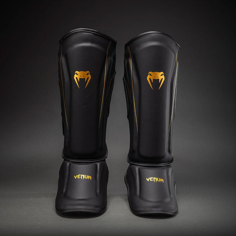 Протектори за пищяли и стъпала Venum Streamline Shin black/gold 2