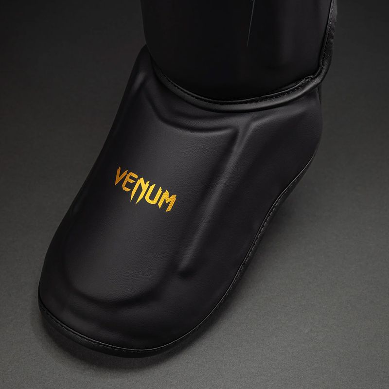 Протектори за пищяли и стъпала Venum Streamline Shin black/gold 3