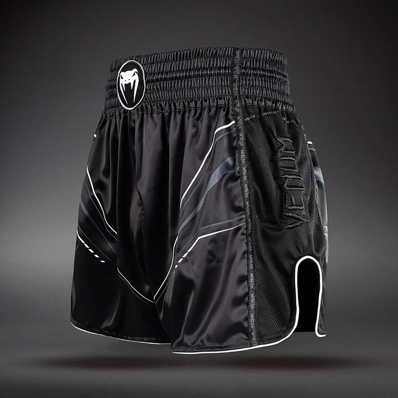 Мъжки тренировъчни шорти Venum Streamline Muay Thai black/white 3