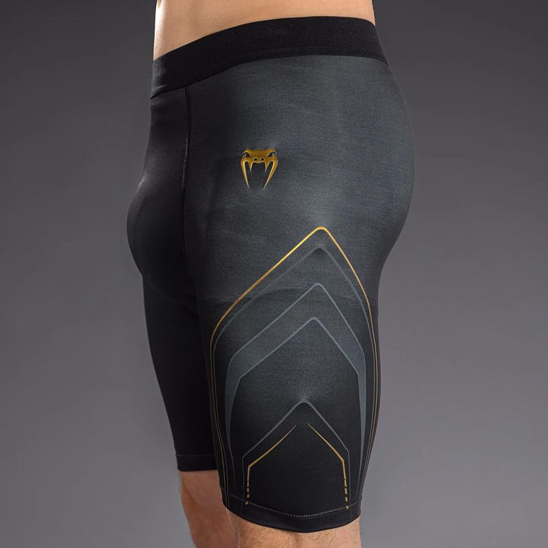 Мъжки тренировъчни шорти Venum Streamline Vale Tudo black/gold 5