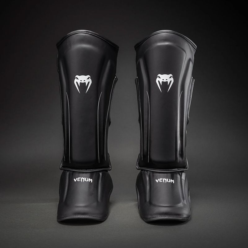 Протектори за пищяли и стъпала Venum Stealth Shin black/white 2