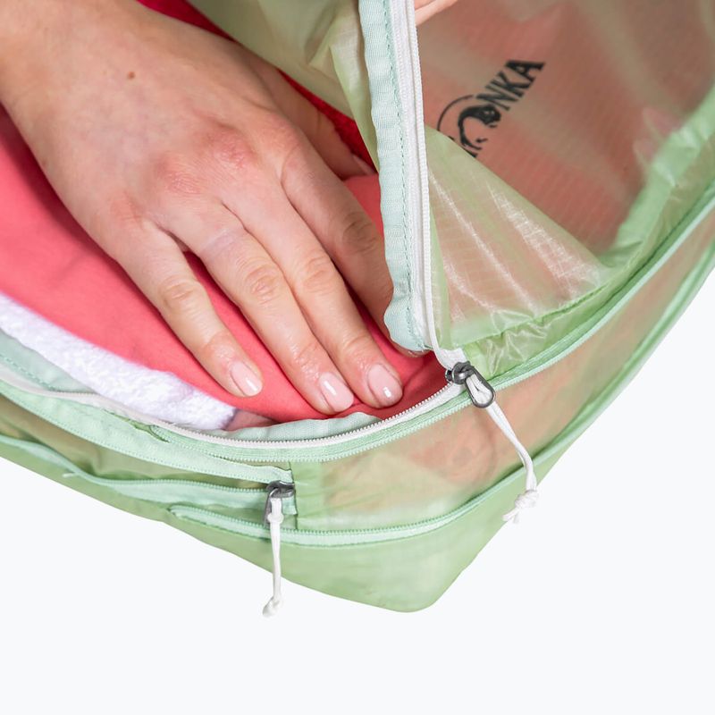 Туристически органайзер Tatonka SQZY Compression Pouch 10 l lighter green 6