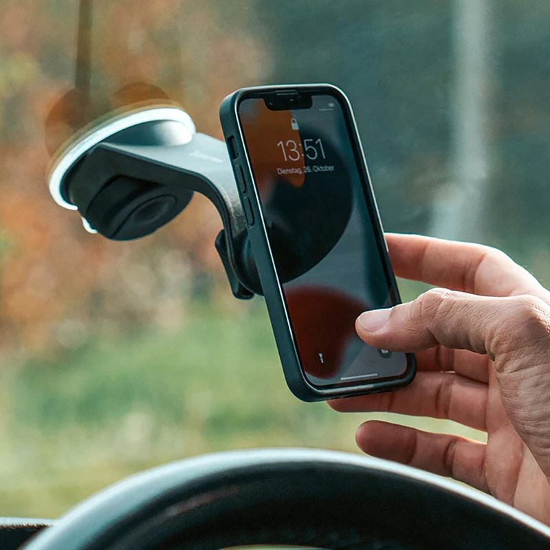 Държач за телефон за кола SP CONNECT Suction Mount с монтиране на предното стъкло черен 53141 6