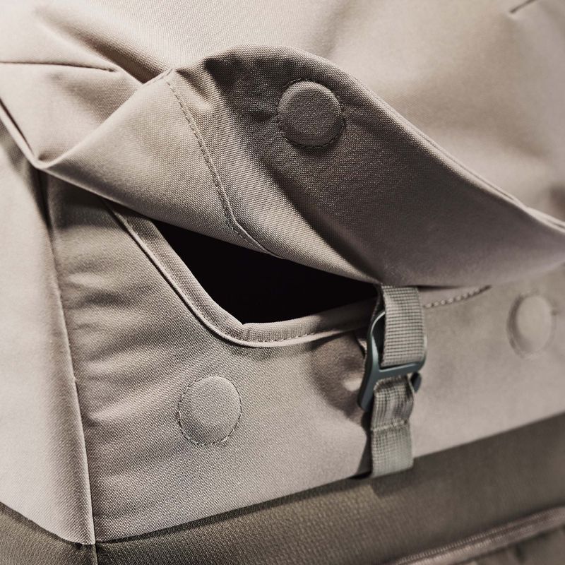 Градска раница deuter UP Sydney 22 l stone/pepper 11