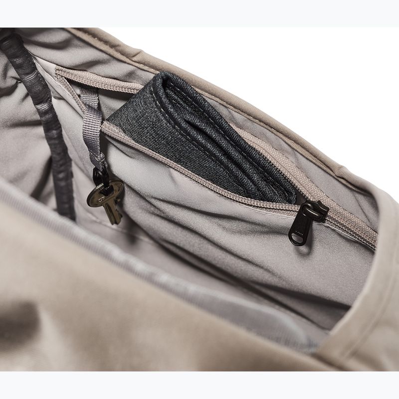 Градска раница deuter UP Sydney 22 l stone/pepper 12
