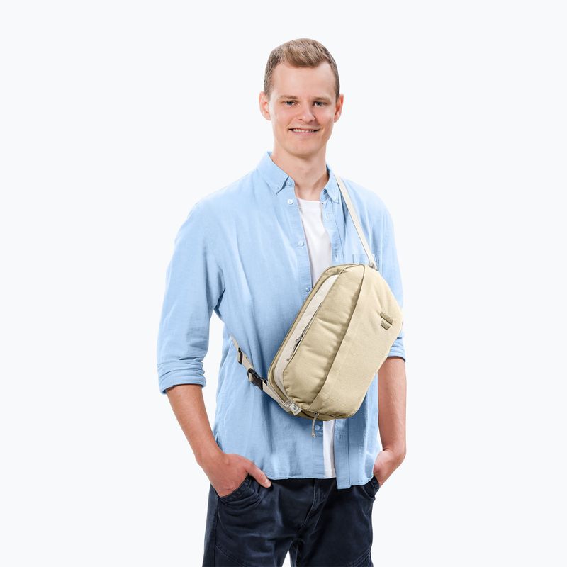 Чантичка за кръста deuter Passway 4+1 l desert/bone 8