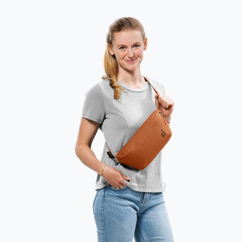 Чантичка за кръста Deuter Avengo 1,5 l pecan 4