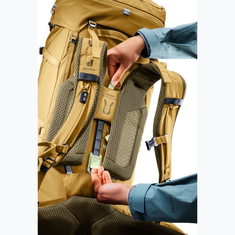 Дамска туристическа раница deuter Aircontact Core 55 + 10 l SL savanna/nori 11