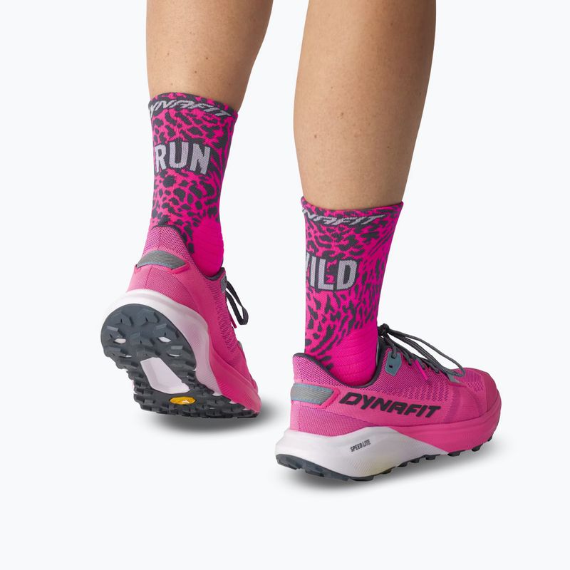 Чорапи DYNAFIT Run Wild Crew pink glo 7