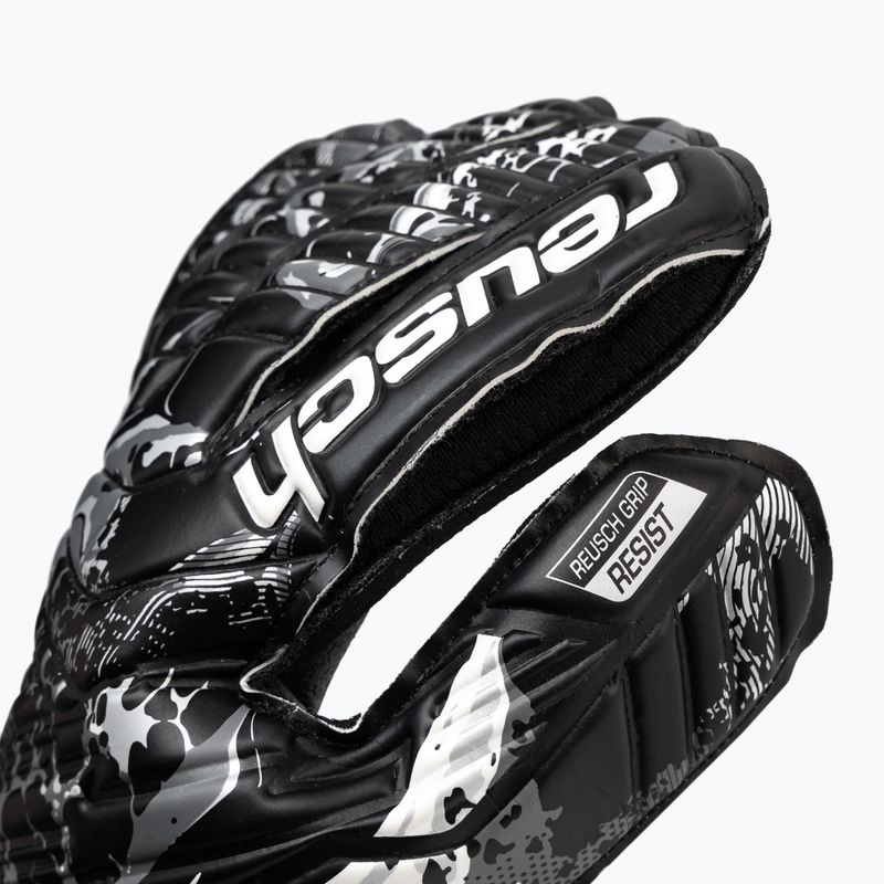 Reusch Attrakt Resist вратарски ръкавици черни 5370615-7700 3