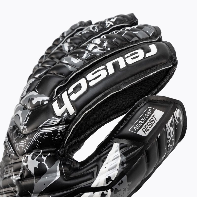 Reusch Attrakt Resist Finger Support Вратарски ръкавици черни 5370610-7700 3