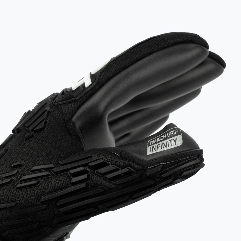 Reusch Attrakt Freegel Infinity вратарски ръкавици черни 5370735-7700 3