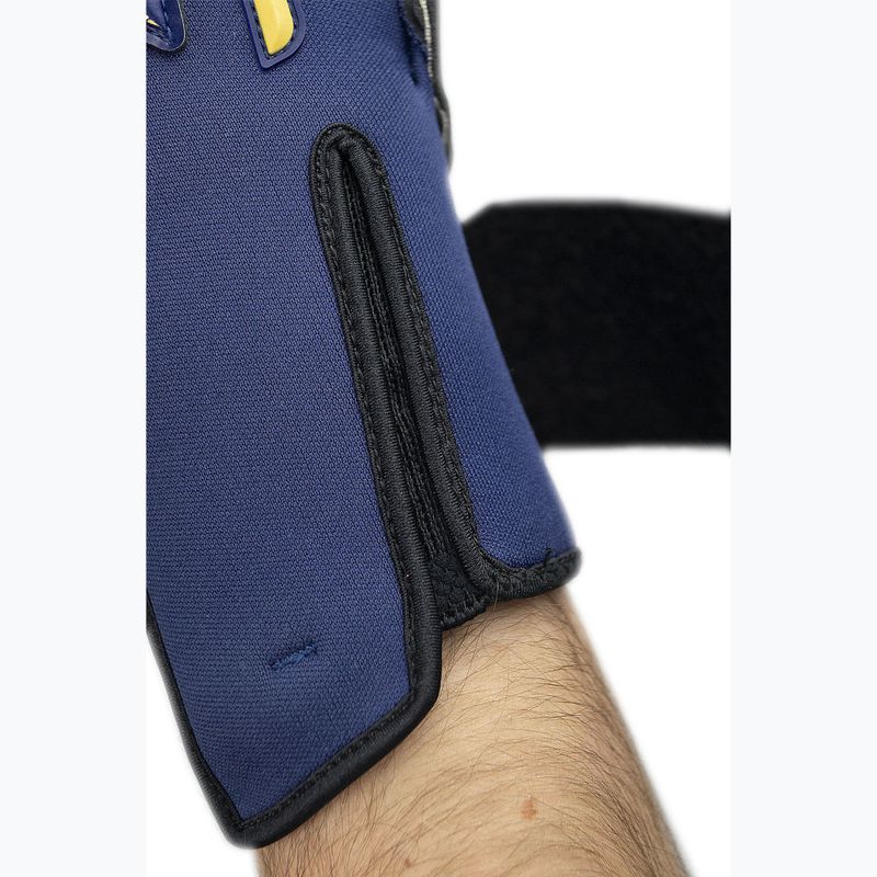 Вратарски ръкавици Reusch Attrakt Duo Evolution premium blue/gold/black 8