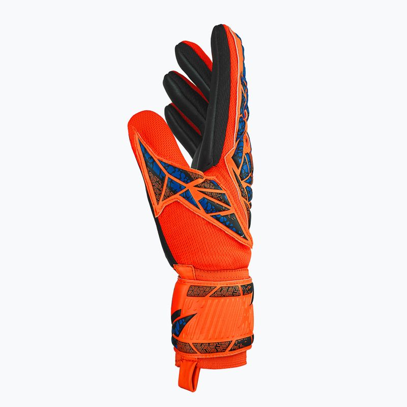 Детски вратарски ръкавици Reusch Attrakt Infinity NC Junior hyper orng/elec blue/black 4