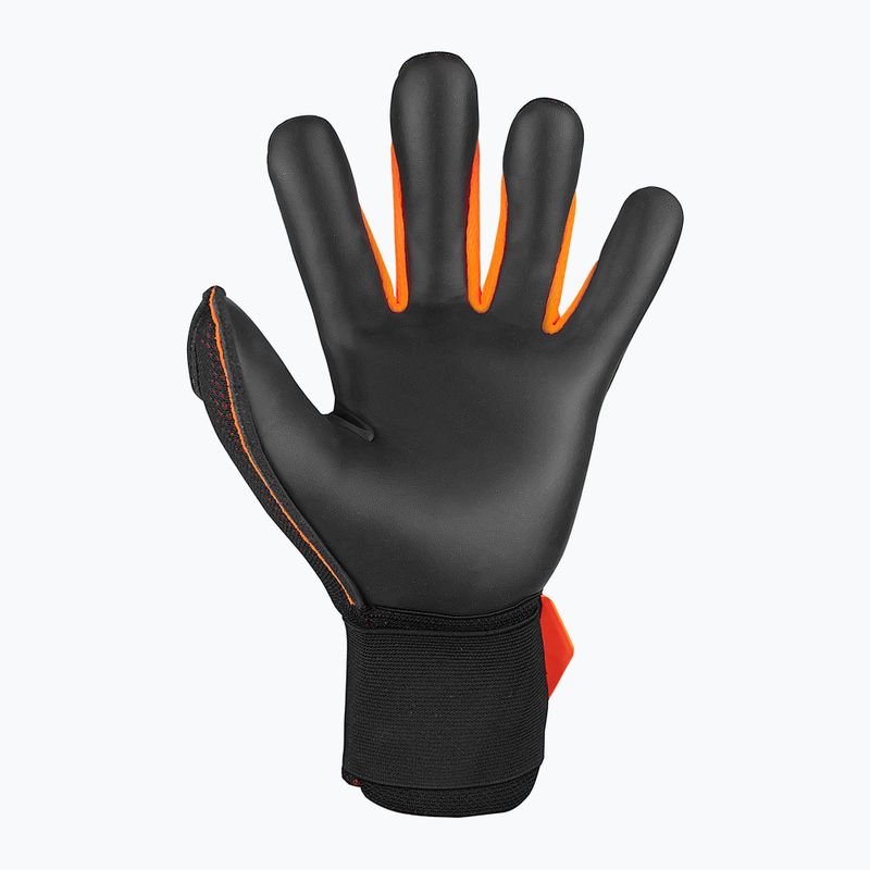 Вратарски ръкавици Reusch Attrakt Infinity Airvent black/shocking orange 3