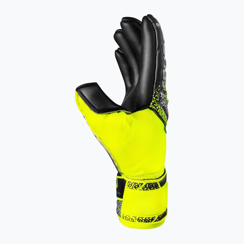 Вратарски ръкавици Reusch Attrakt Duo safety yellow/silver/black 4