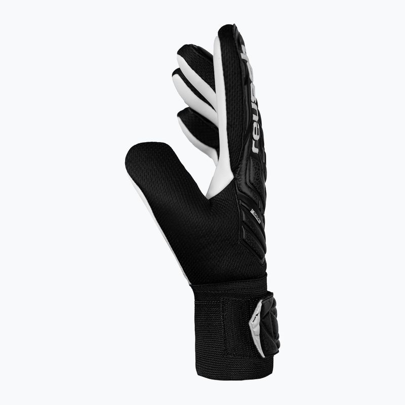 Вратарски ръкавици Reusch Attrakt Starter Solid black 4