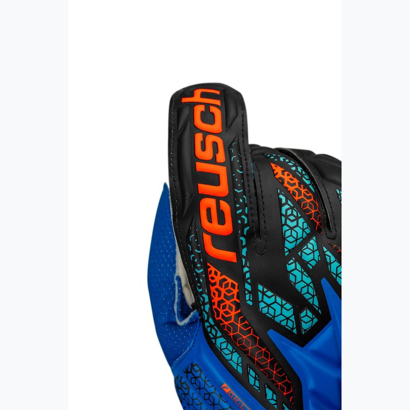 Вратарски ръкавици Reusch Attrakt Solid electric blue/ shocking orange 5