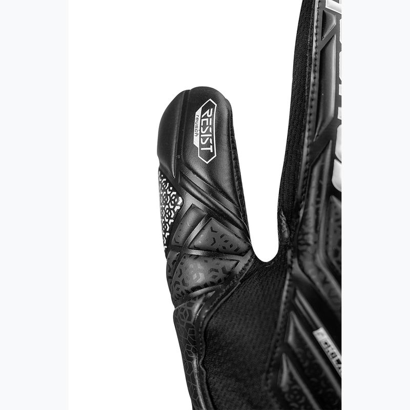 Вратарски ръкавици Reusch Attrakt Resist black 6