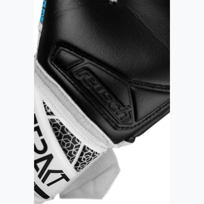 Вратарски ръкавици Reusch Attrakt Infinity NC white/ silver/black 7