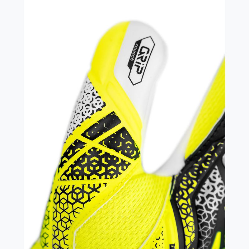 Детски вратарски ръкавици Reusch Attrakt Grip Junior safety жълто/сребърно 6