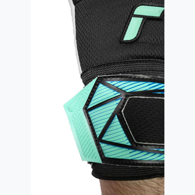 Вратарски ръкавици Reusch Attrakt RE:GRIP NC black/ocean light 8