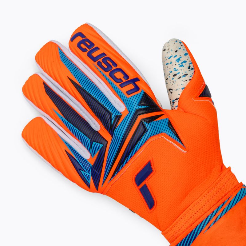 Вратарски ръкавици Reusch Attrakt Fusion NC shocking orange/blue 4