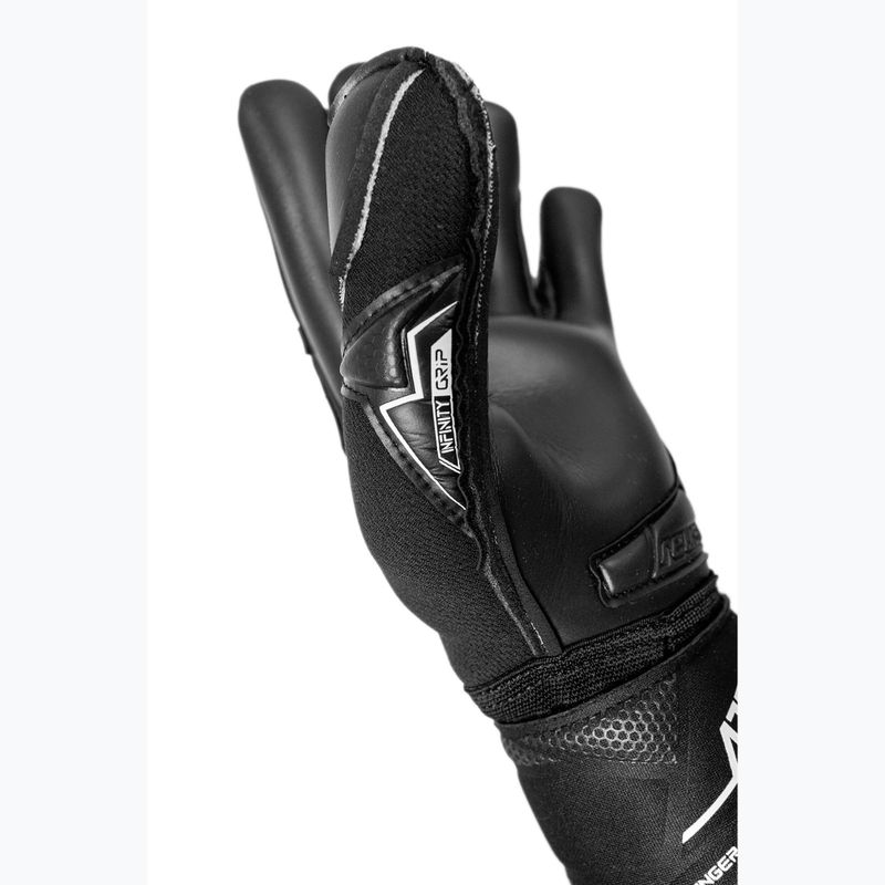 Вратарски ръкавици Reusch Attrakt Freegel Infinity Finger Support 5670730-7700 black 5