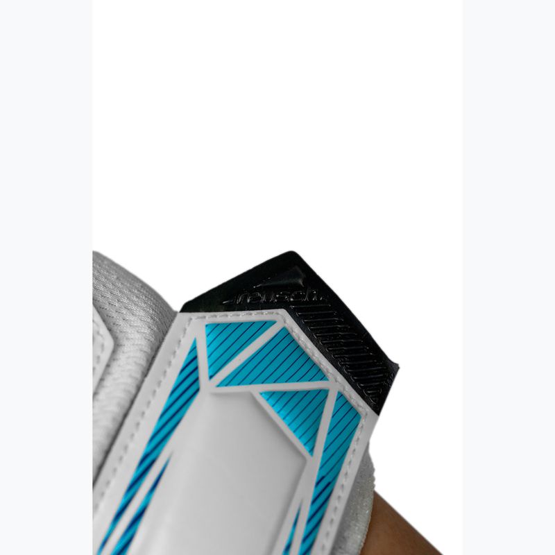 Детски вратарски ръкавици Reusch Attrakt Starter Solid Junior white/light blue 8