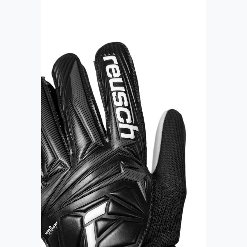 Детски вратарски ръкавици Reusch Attrakt Starter Solid Junior 5672514 black 5
