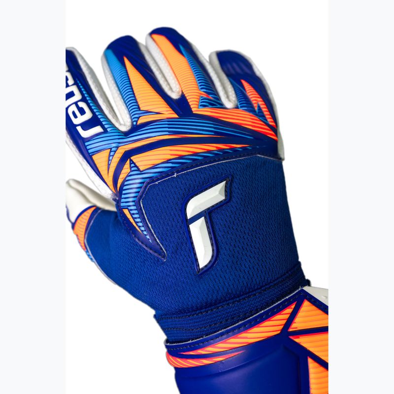 Вратарски ръкавици Reusch Attrakt Advance sharp blue/white/shocking orange 5