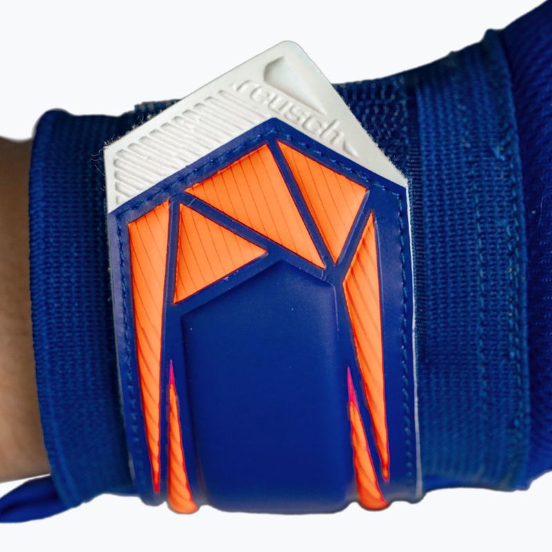 Вратарски ръкавици Reusch Attrakt Starter Solid sharp blue/white/shocking orange 8