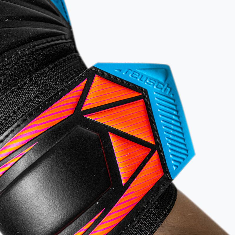 Вратарски ръкавици Reusch Attrakt Solid black/aqua blue/shocking orange 7