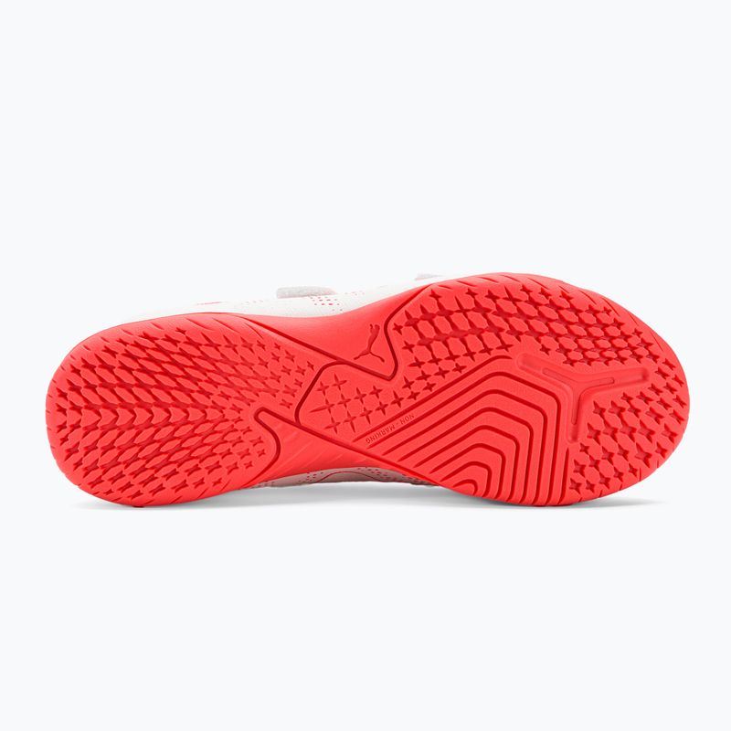 Детски футболни обувки PUMA Future Play IT V Jr puma white/fire orchid 5