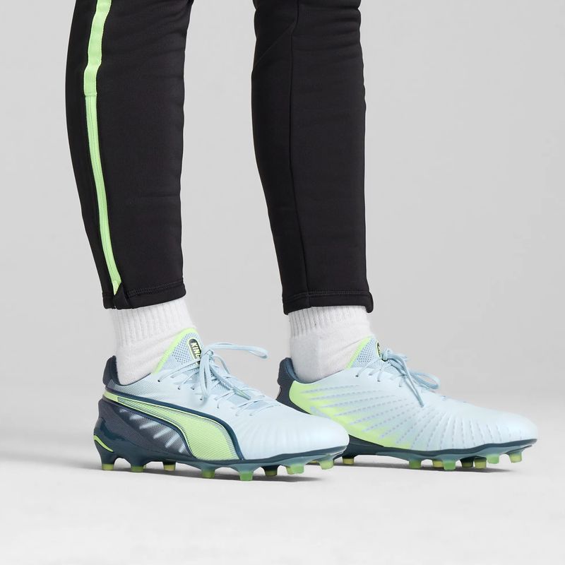 Футболни обувки PUMA King Ultimate FG/AG frosted dew/fizzy apple 9