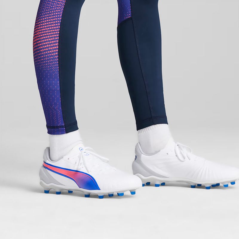 Футболни обувки PUMA King Match FG/AG puma white/bluemazing/flat light grey/sunset glow 14