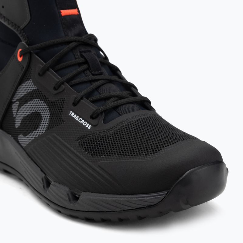 Мъжки обувки с платформа за колоездене adidas FIVE TEN Trailcross GTX core black/grey three/solar red 7