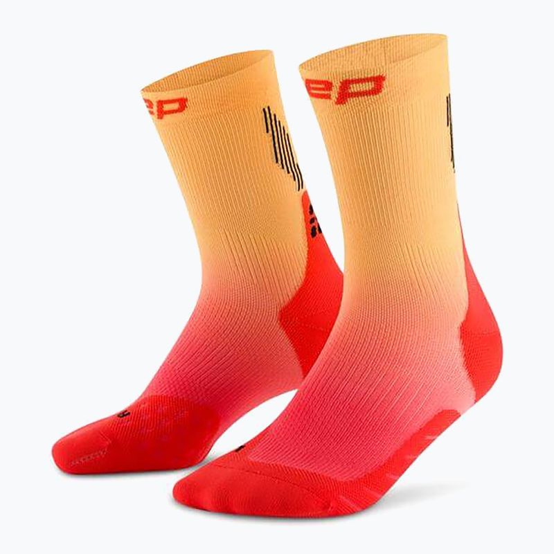 CEP мъжки чорапи за компресия Run Edt. Gradient Mid Cut Compression 5.0 red/marigold fade