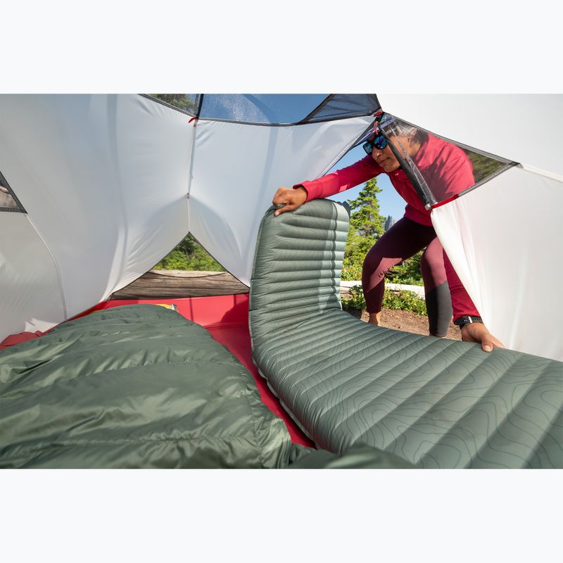 Надуваем матрак Therm-a-Rest NeoAir Topo Luxe L balsam 5