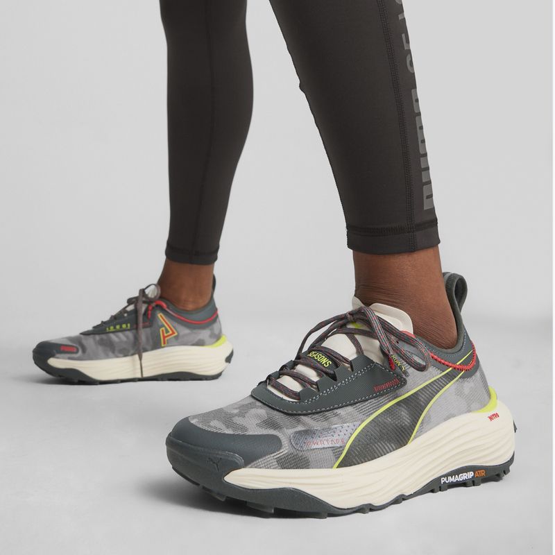 Дамски маратонки PUMA Voyage Nitro 3 сиви 9