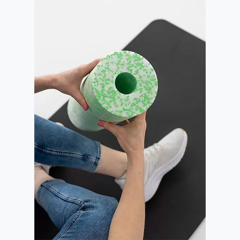 Масажен ролер BLACKROLL Med white/green 2