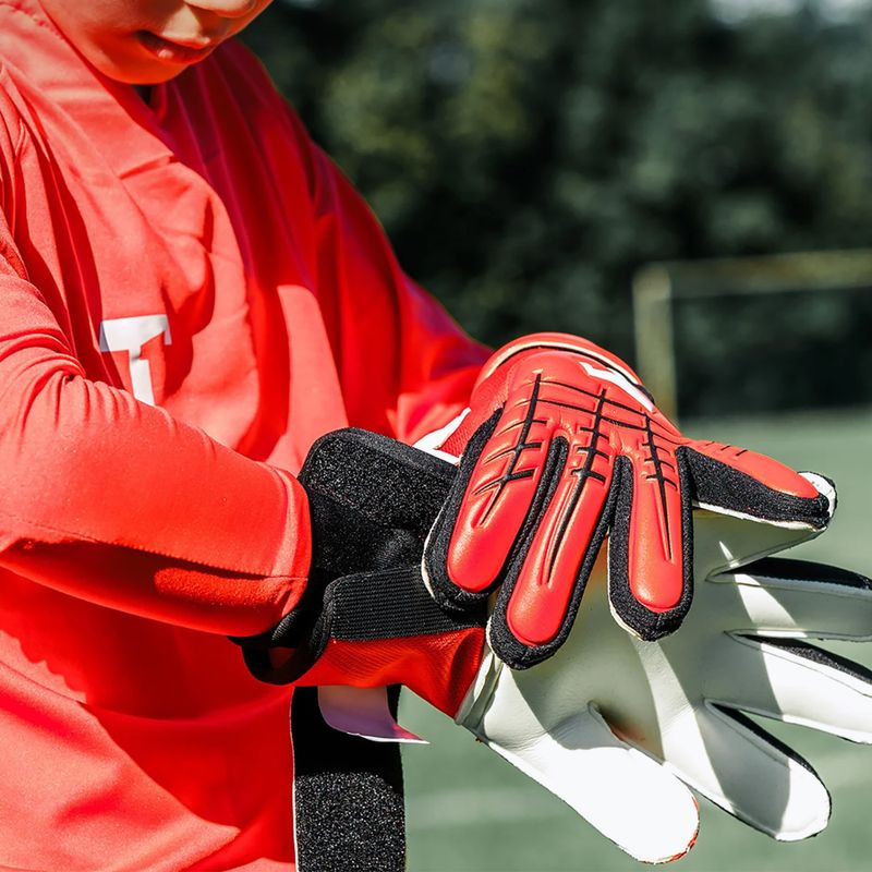 Детски вратарски ръкавици T1TAN Fluo Beast 3.0 Junior FP red 4