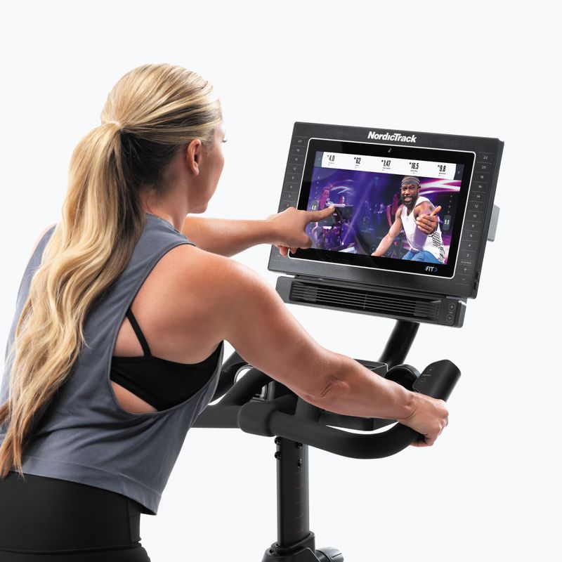 NordicTrack Търговски S15i въртящ се велосипед 3