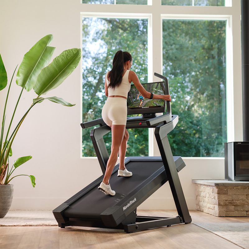 Електрическа пътека за бягане NordicTrack X24 black 7