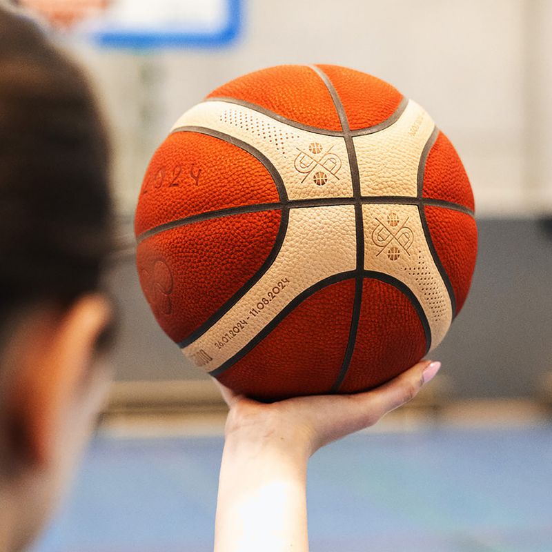 Баскетболна топка Molten B7G5000-S4F FIBA brown размер 7 5