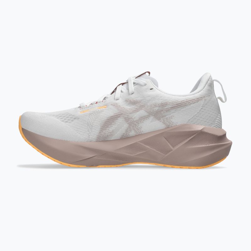 ASICS Novablast 5 дамски обувки за бягане бяло/зелено 9